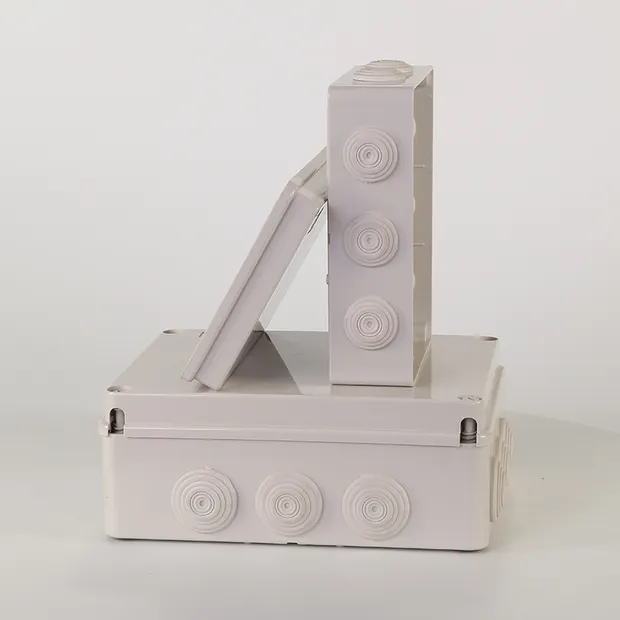 2020 Plastic Distribution Box